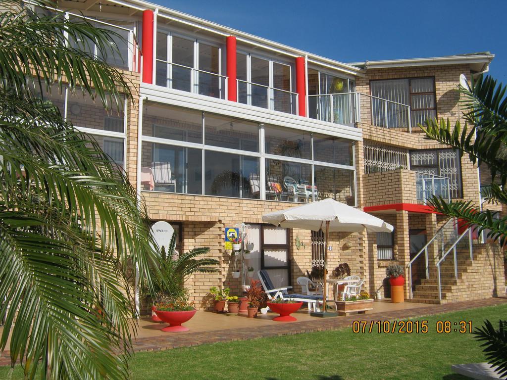 Sea Echo Accommodation Jeffreys Bay Exterior photo